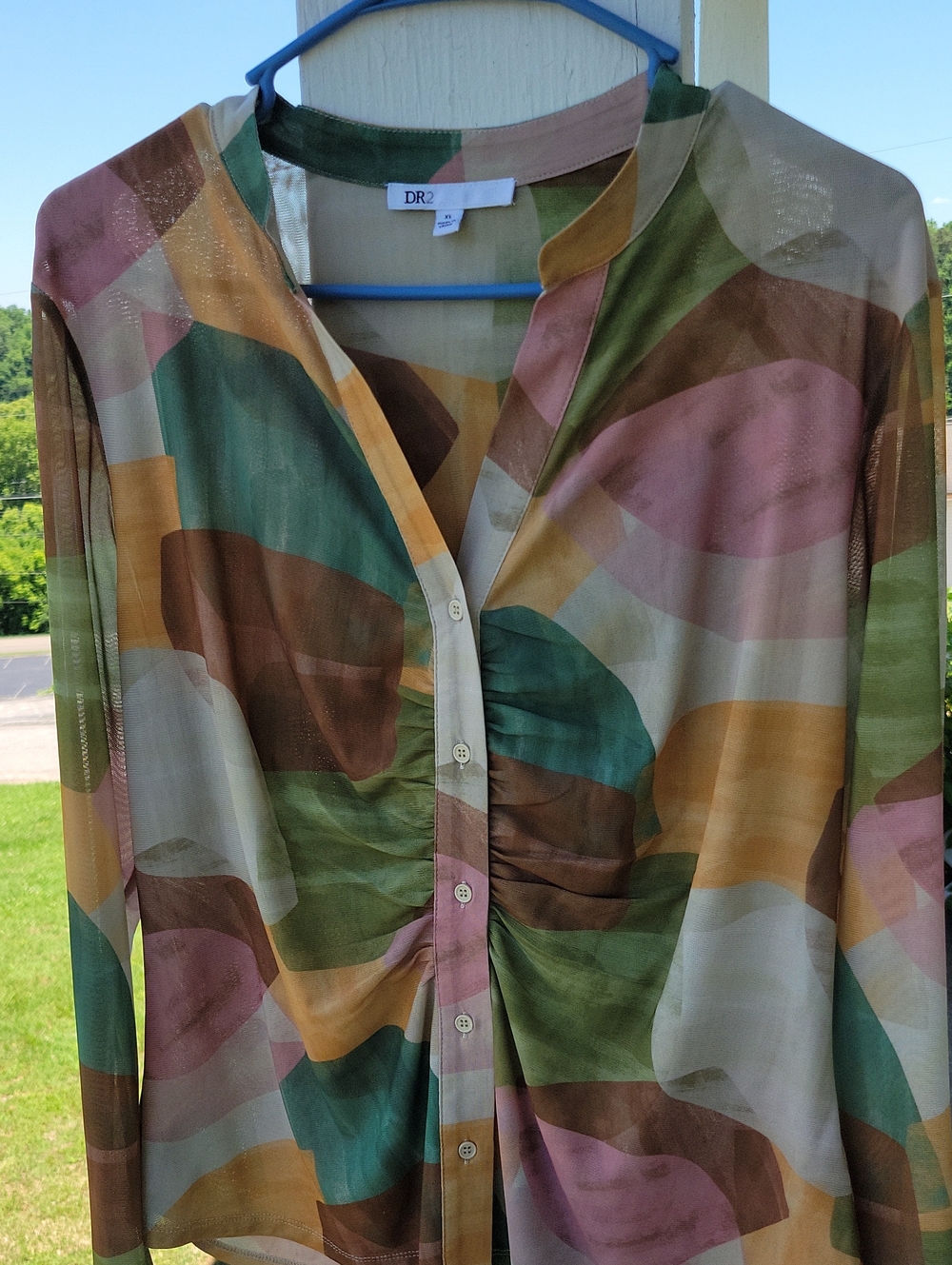 DR2 Multicolor Abstract Ruched Button-Front Blouse